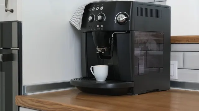 Video with kitchen appliance and cabinet