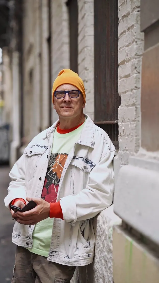 Video with hat and jacket