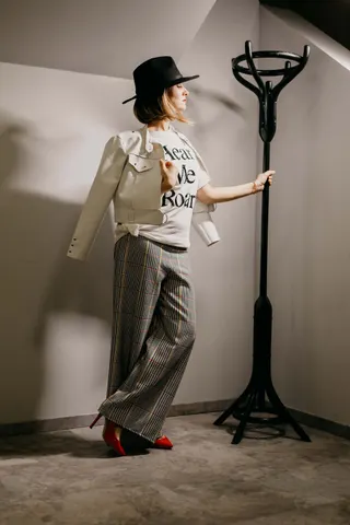Photo with trousers, shirt, high heels, walking shoe and hat