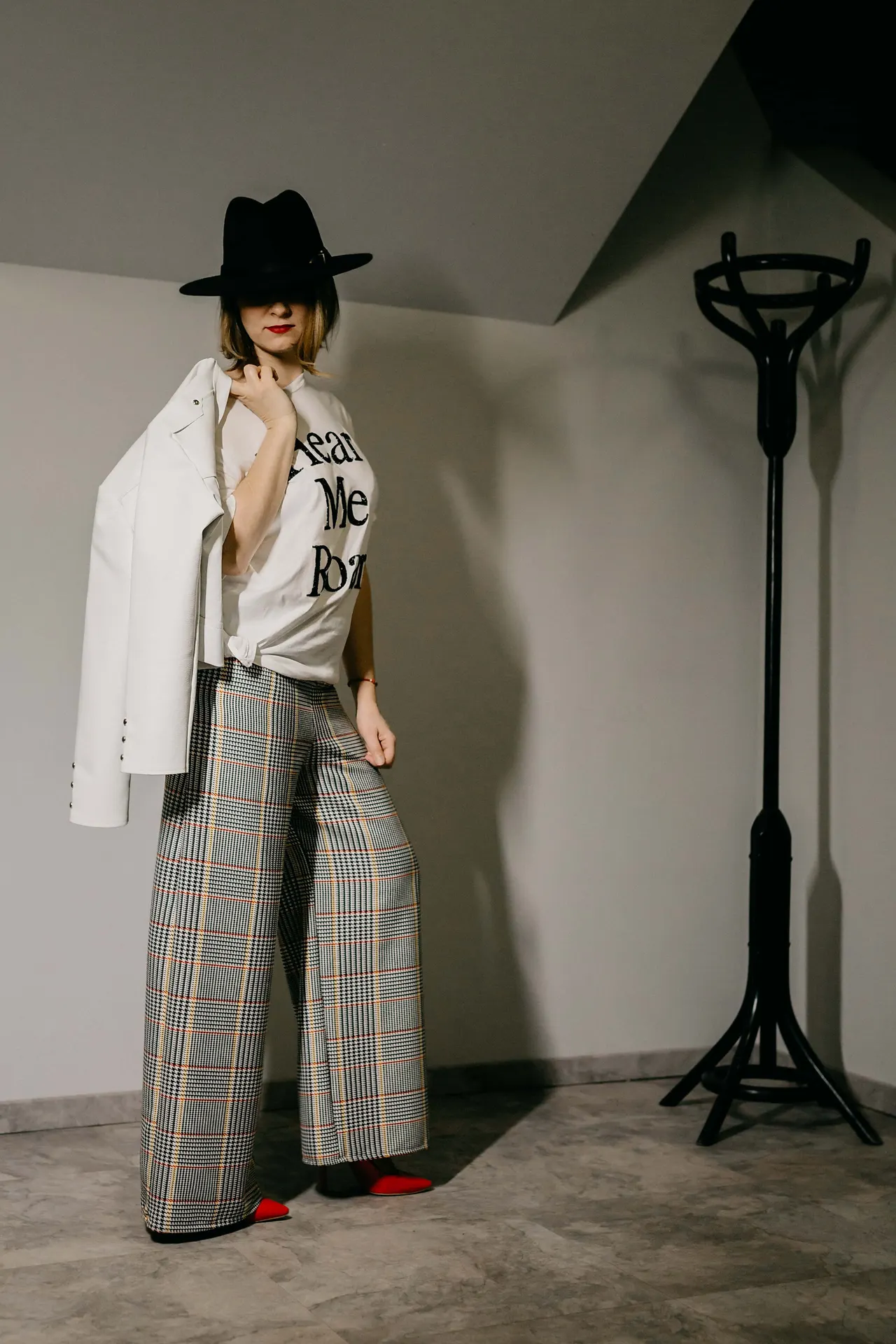 Photo with trousers, coat, walking shoe, footwear and hat