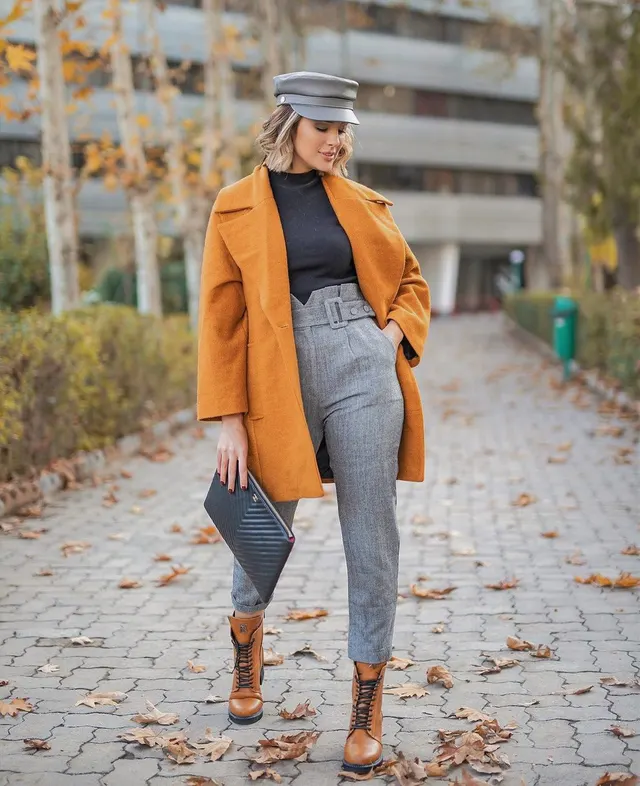 Photo with trousers, hat, handbag and boots