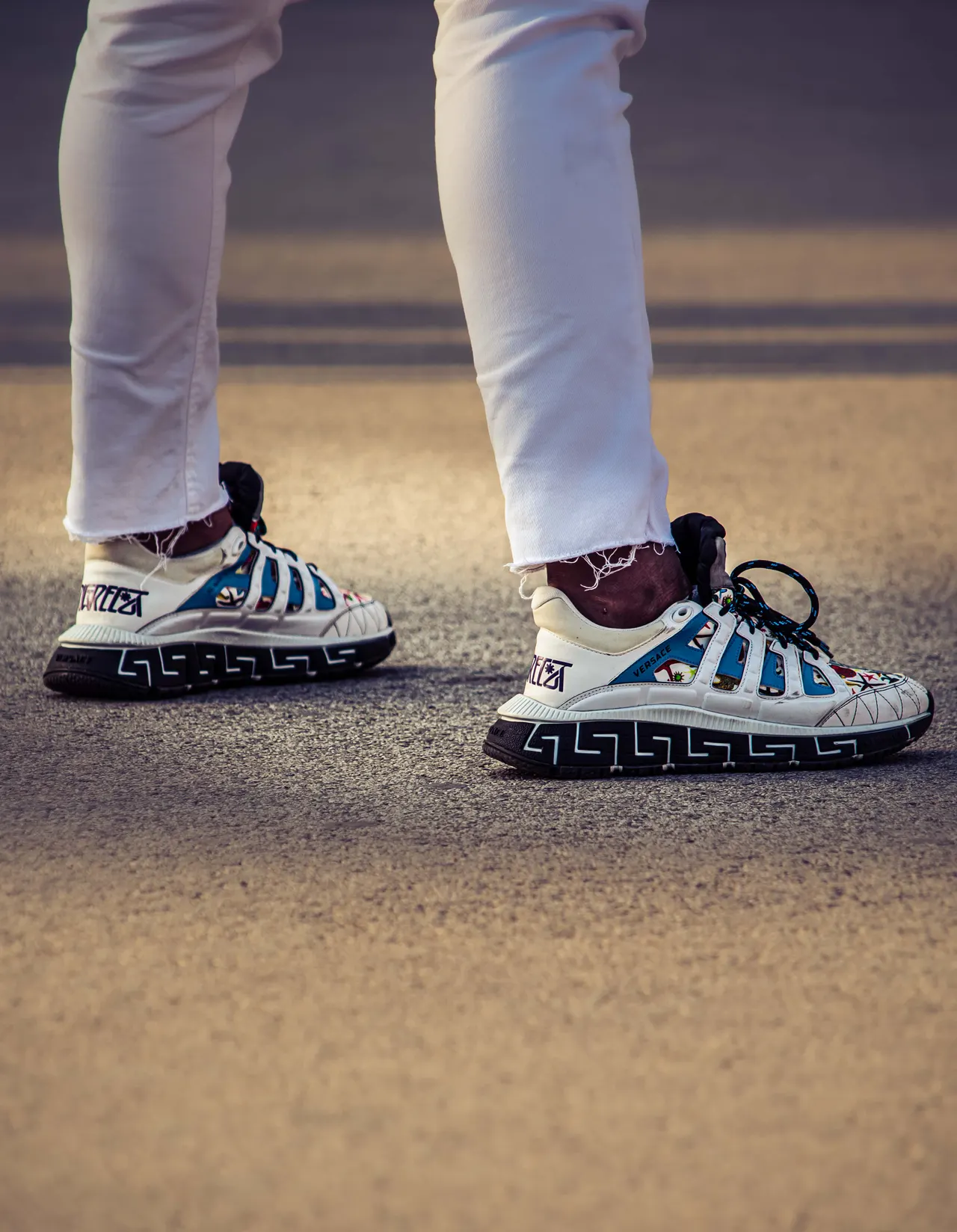Photo with trousers and footwear